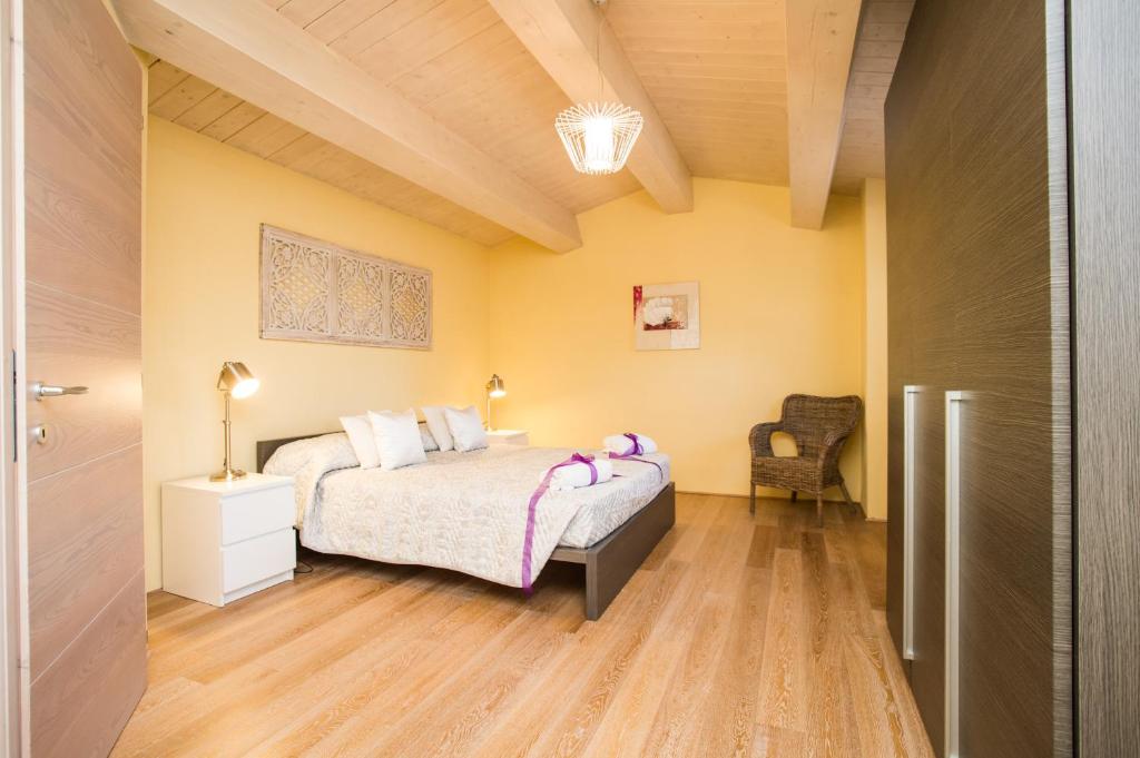 Cignella Resort — Hotel rooms in Trequanda, Tuscany