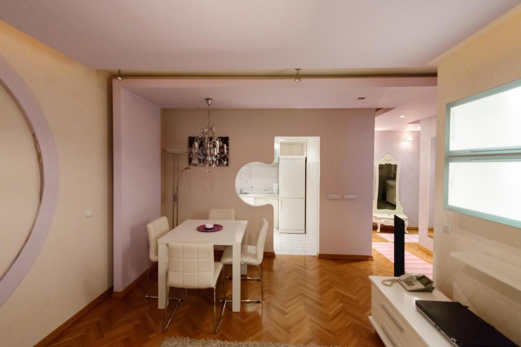 Garni Hotel Crystal photo