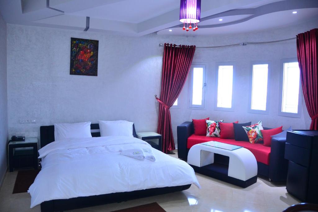 Hotel Hadaik Ain Asserdoune — Hotel in Beni Mellal