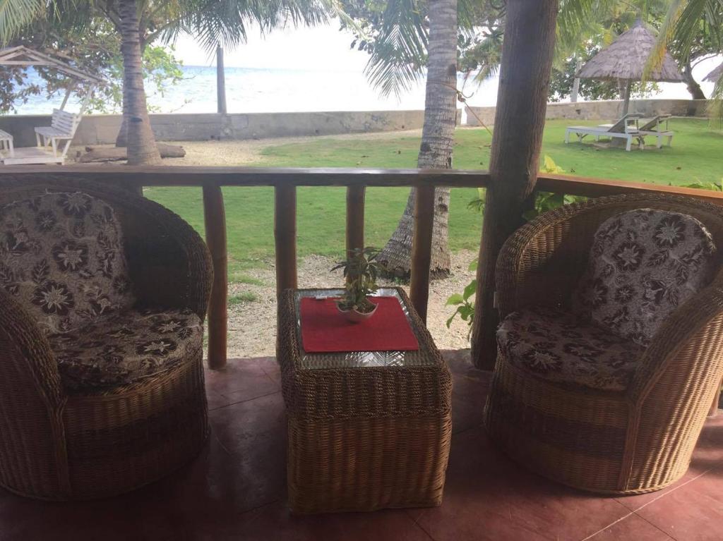 クリフ サイド ビーチ リゾート アンド コテージ (Cliff Side Beach Resort and Cottages)