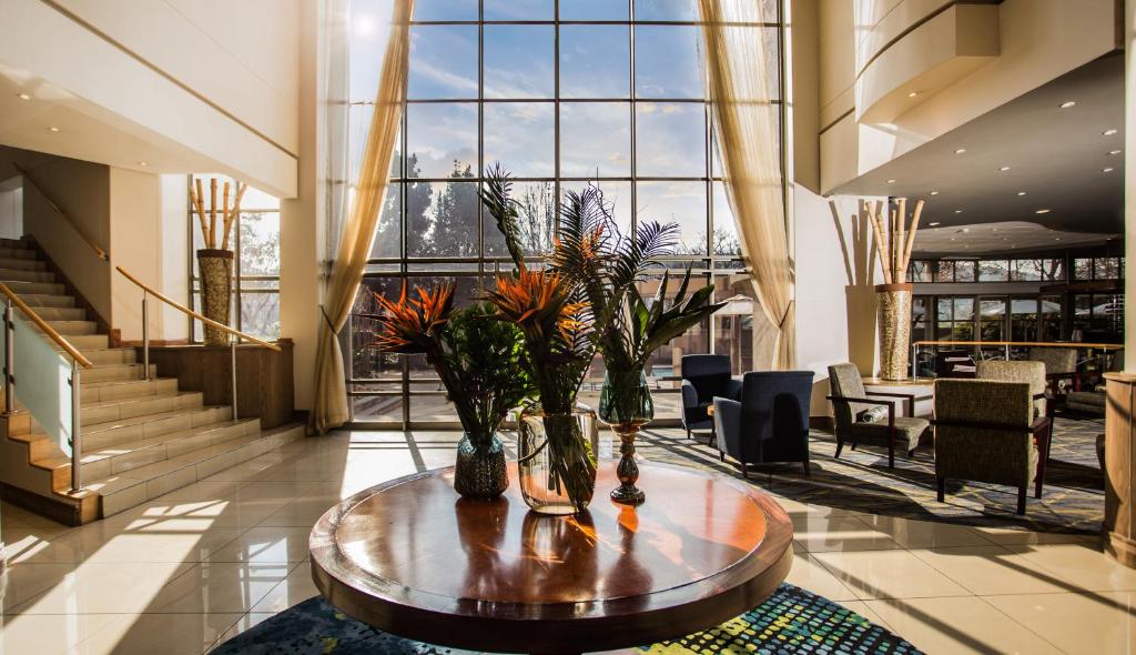 Garden Court Eastgate photo