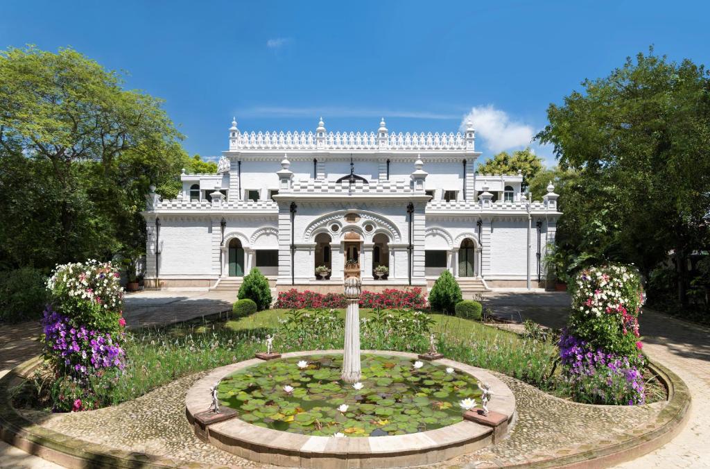 Nivah — Hotel in Moradabad