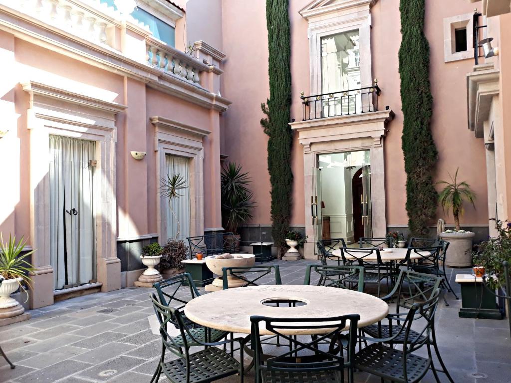Casa Toscana Bed & Breakfast photo