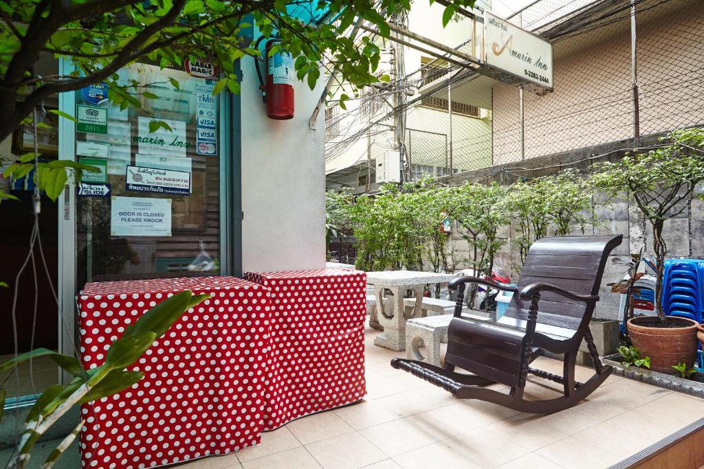 Entrance, Amarin Inn in Bangkok