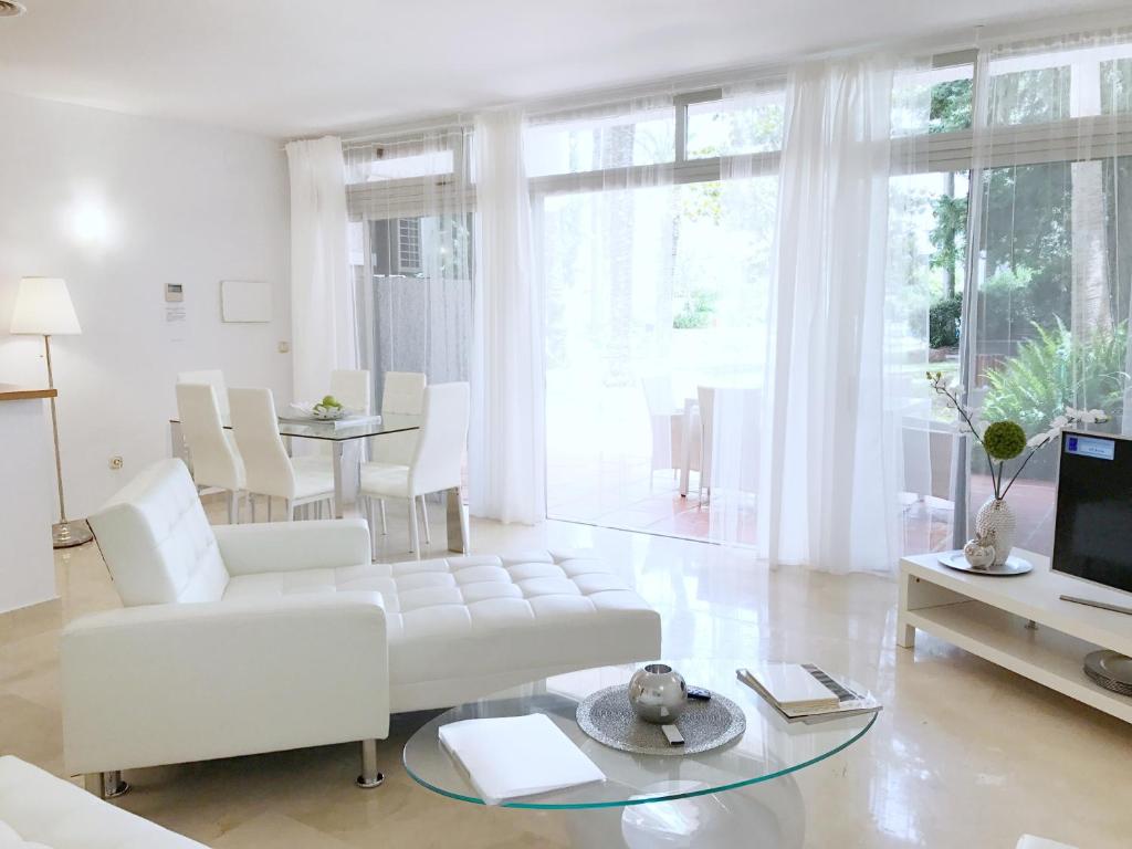 Vivaldi Boutique Suites Jardines del Mar - 2