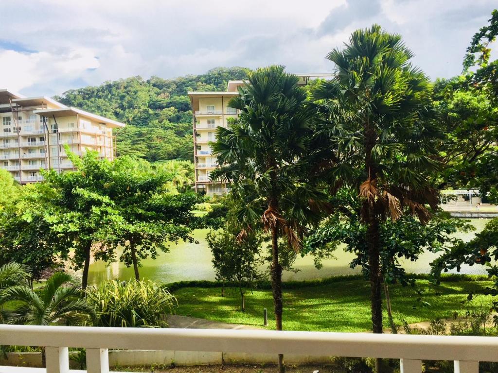 Facilities, Pico de Loro 2BR Vacation Flat in Nasugbu