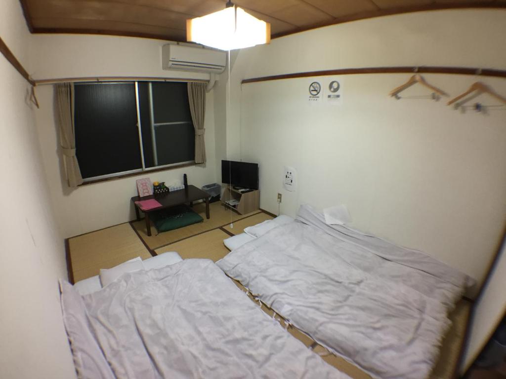 Kenroku Haitsu 301 Entire apartment (Kanazawa) Deals, Photos & Reviews