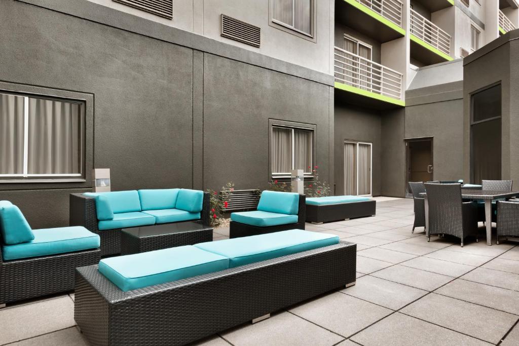 Radisson Hotel Akron - Fairlawn 전경
