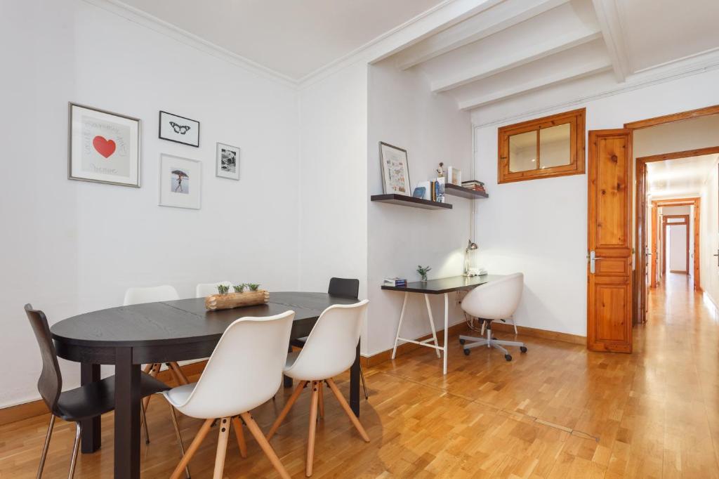 Flateli Aribau - 4