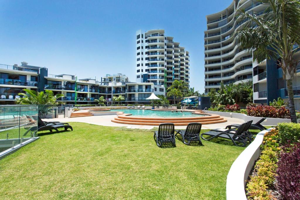 スイミングプール