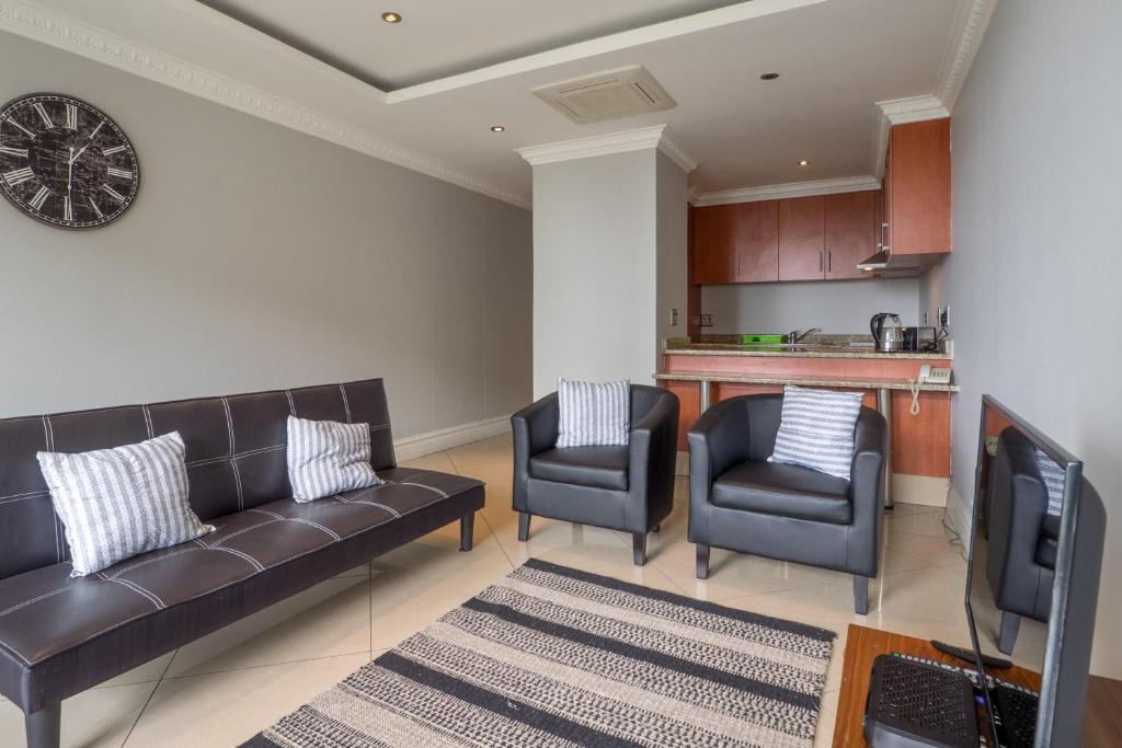 Best Price on Beach Apartments THE SAILS in Durban + Reviews!