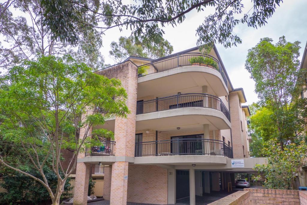Parkside Apartments Parramatta — Hotel in Sydney