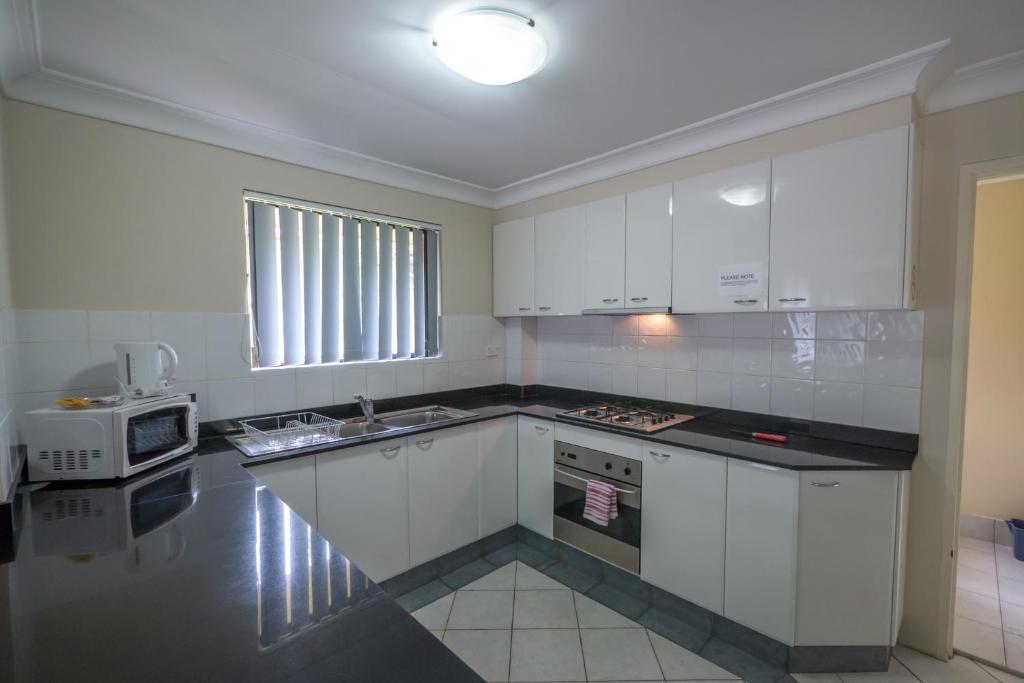 Parkside Apartments Parramatta photo