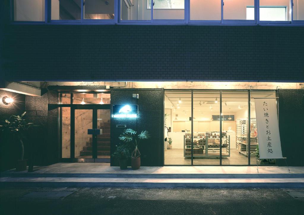 沙丁魚大廈旅舍 (Iwashi Building Hostel)