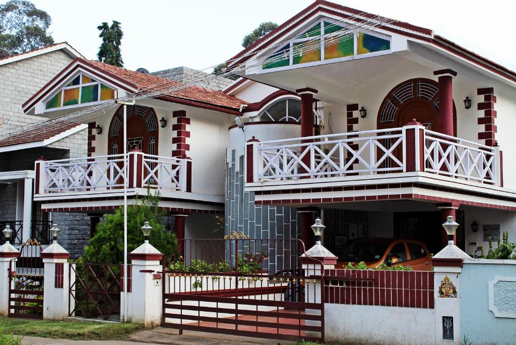 Lakshmi Lands - The Royal Stay — Hotel in Kodaikanal