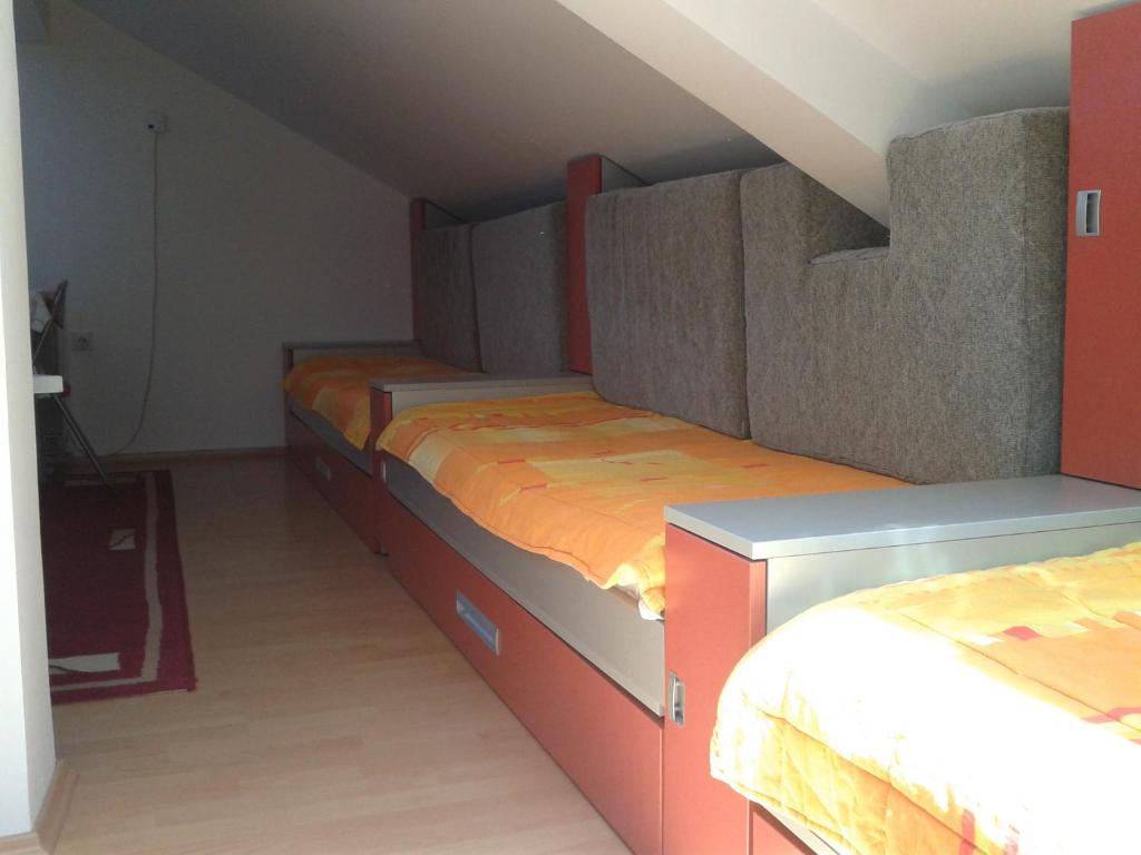 Studio Pinos - 5