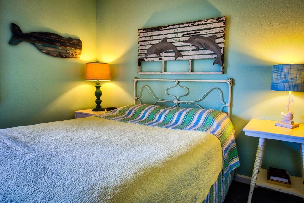 Sandy Cove Inn photo