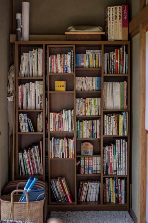 Shared lounge/TV area