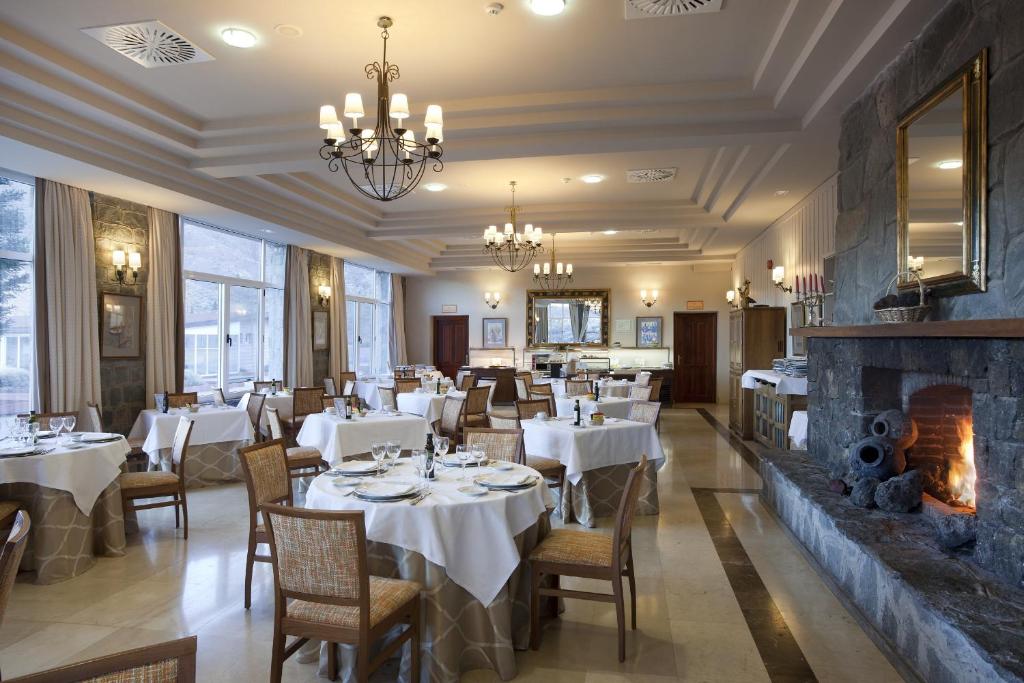 Parador De Las Canadas Del Teide Photo 4