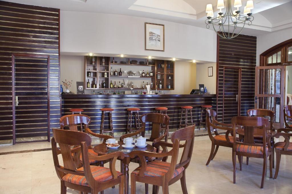 Parador De Las Canadas Del Teide Photo 11