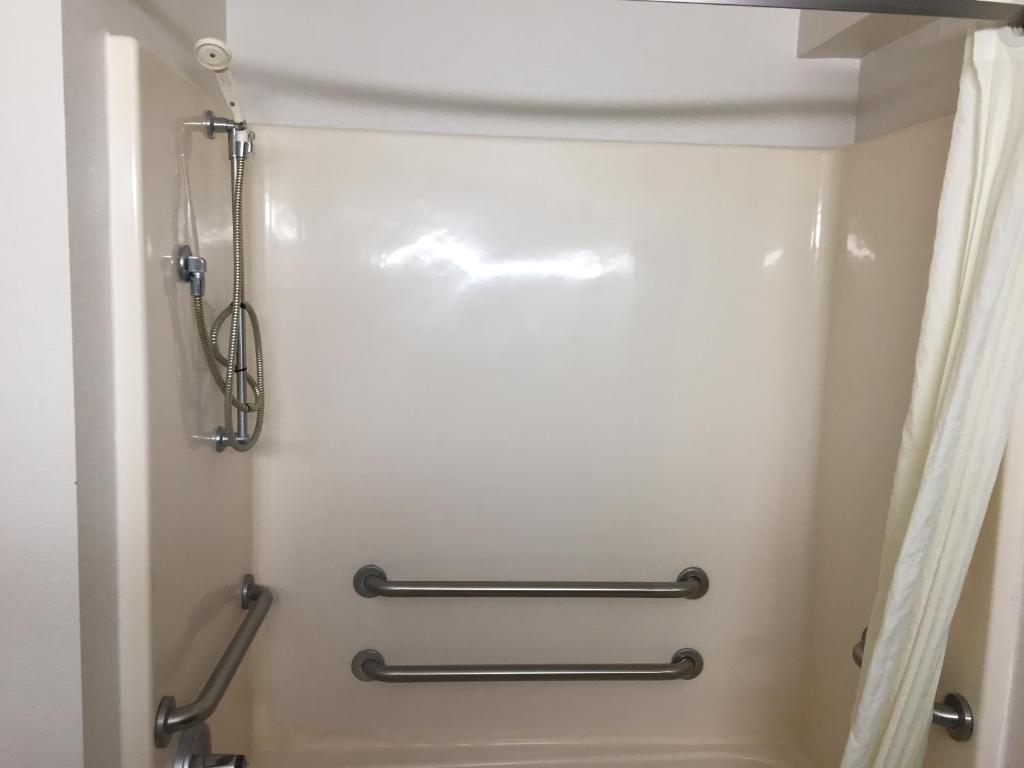 Super 8 By Wyndham College Station Photo 27