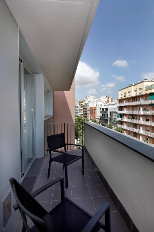 Fisa Rentals Les Corts Apartments photo