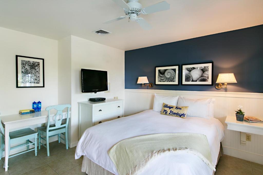 Winnetu Oceanside Resort at South Beach photo