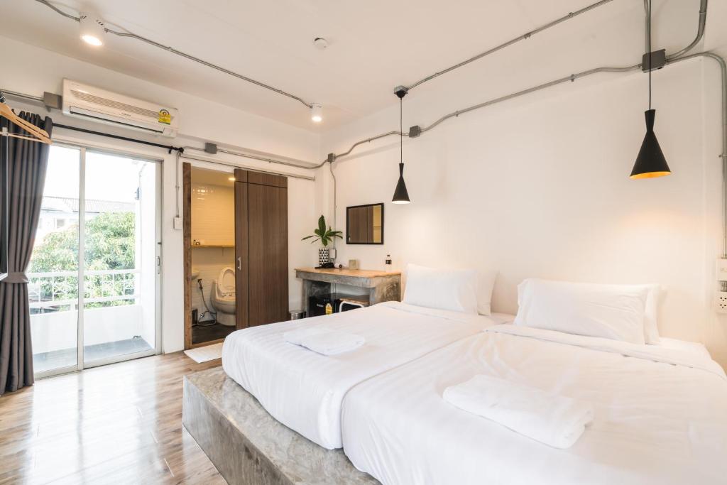 Your Space Hotel Prasingh