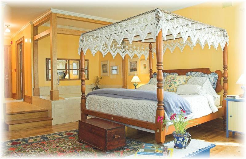 White Lace Inn photo