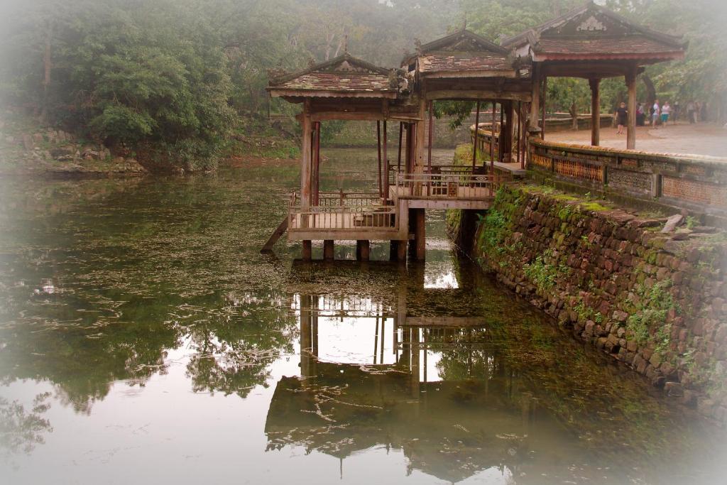 The Hillside Homestay -Triple Room with balcony