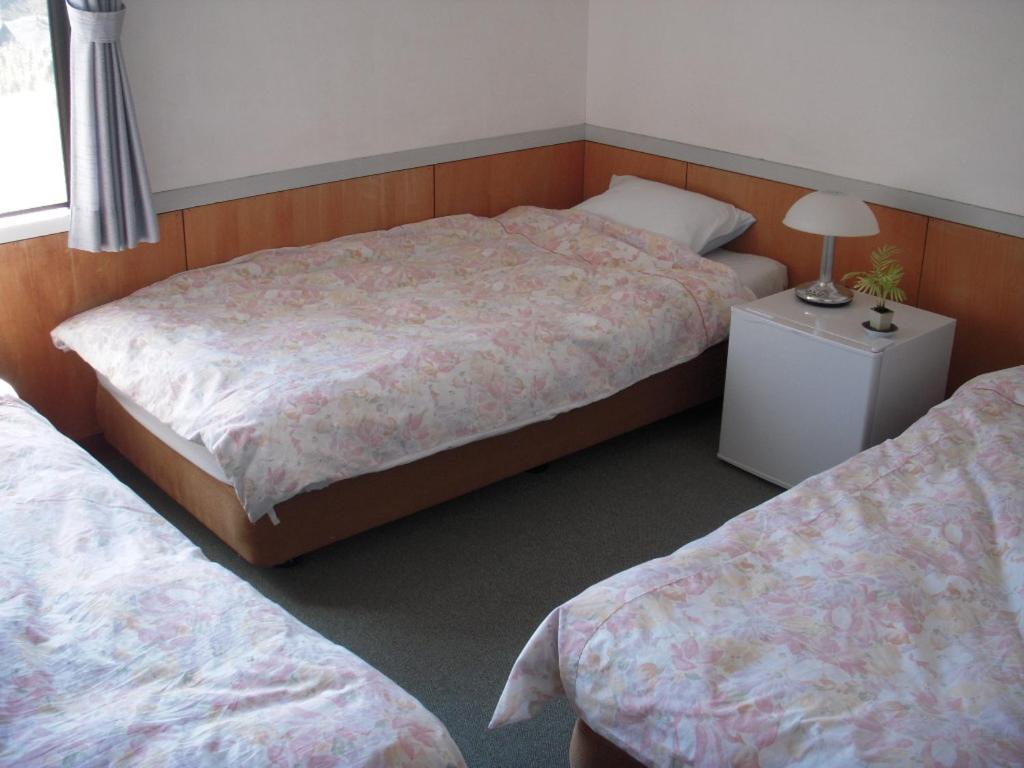 Triple Room with Sea View, Guest House Ishitatu in Izu