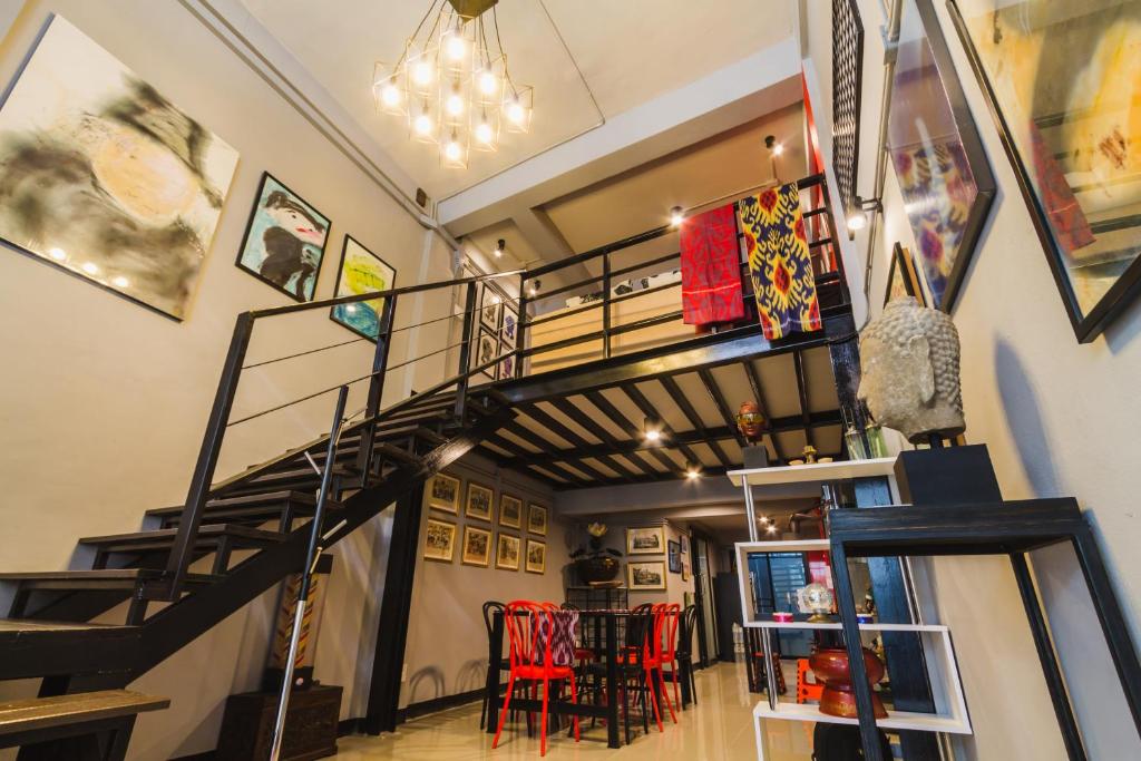 Chez Pom, Čiang Mai