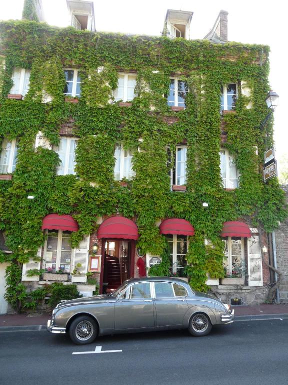 Hotel Henri IV photo