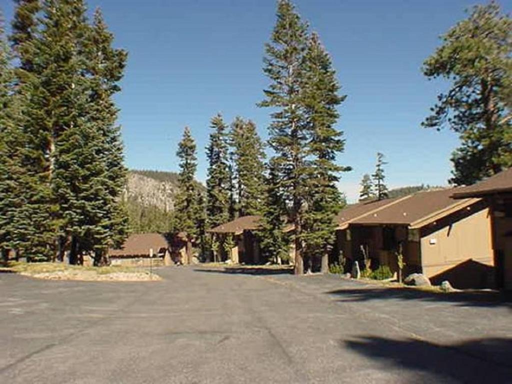 Mammoth Point by 101 Great Escapes photo