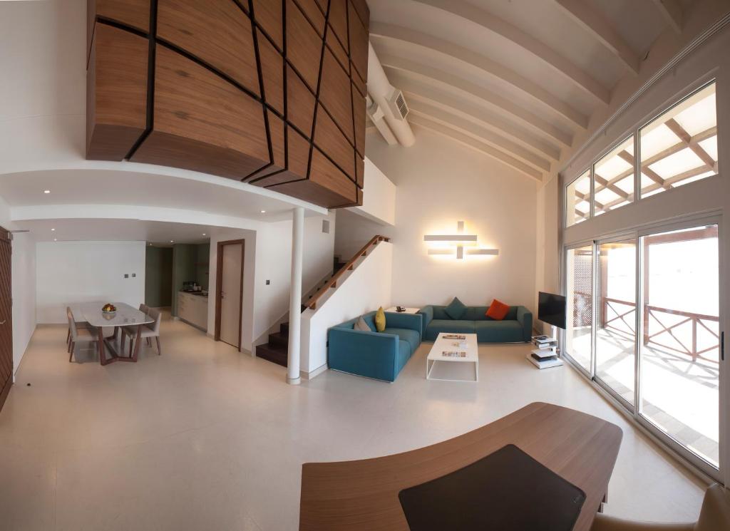 Balcony/terrace, Al Bander Hotel & Resort in Manama