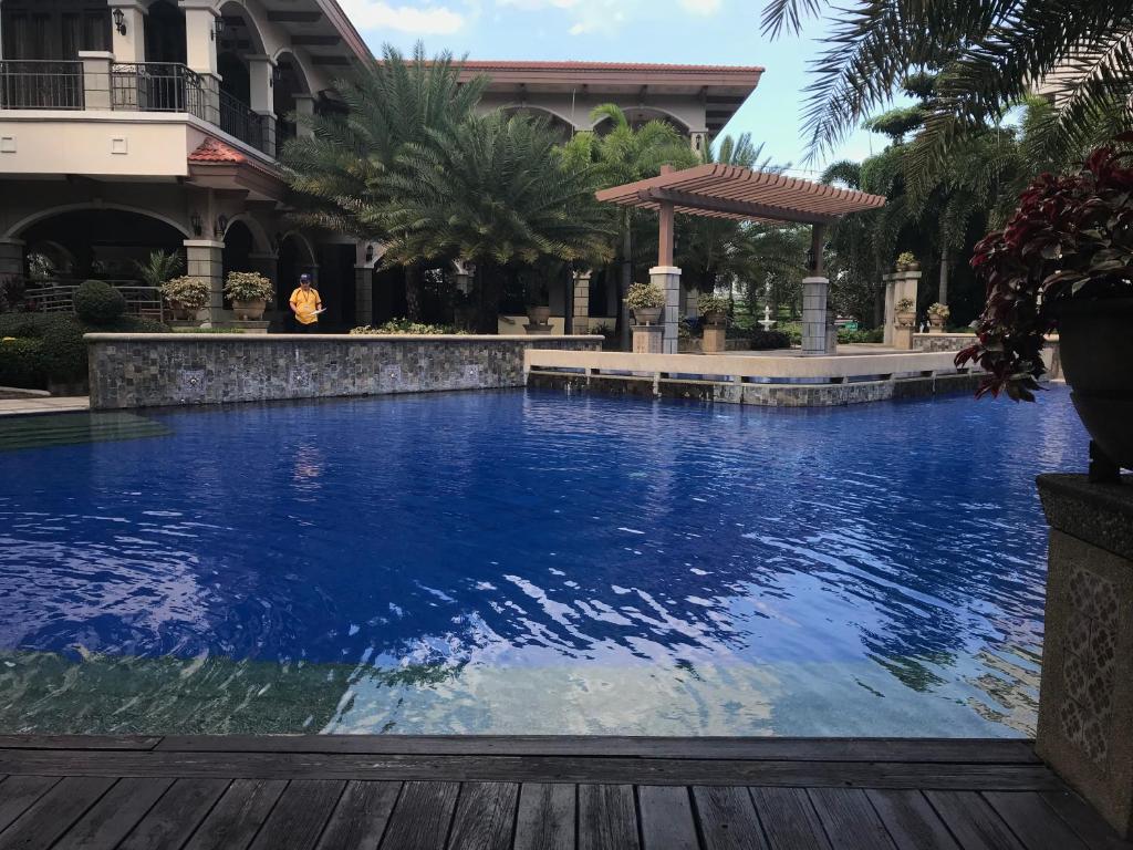 Las Piñas Apartments for Rent, Philippines price from 37 of