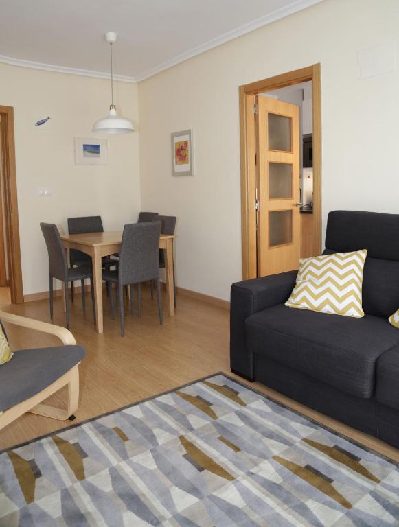 Quiet, Modern Apartment - 4