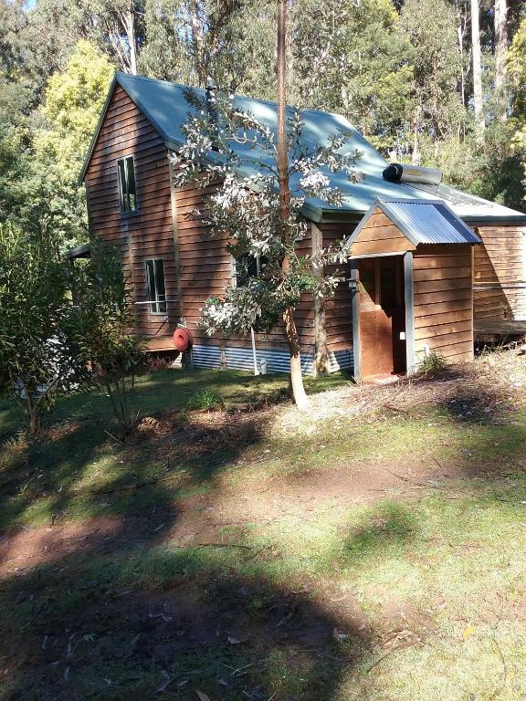 Lyrebird Gully Retreat, Hallston