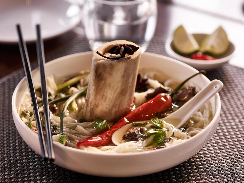 Đồ ăn và thức uống