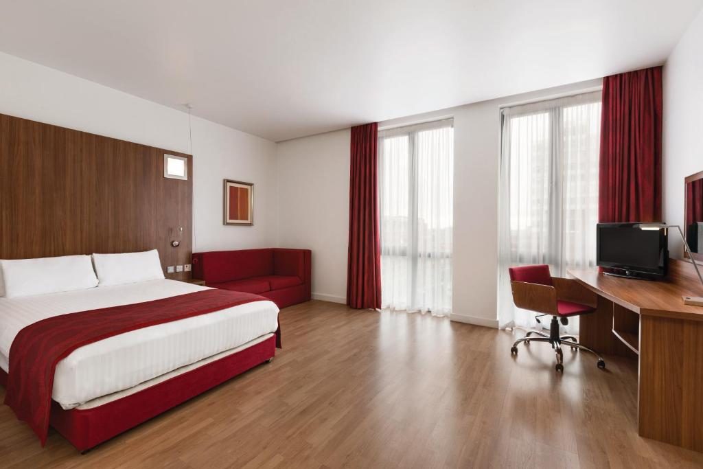 ラマダ アンコール バイ ウィンダム レスター シティ センター (Ramada Encore by Wyndham Leicester City Centre)