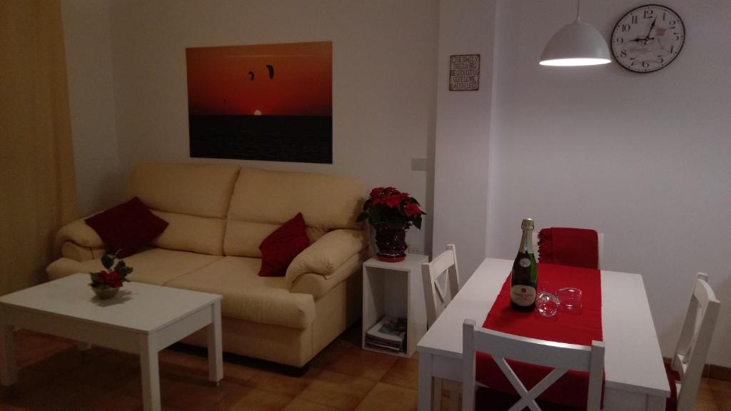 Bonito, luminoso, cerca del mar con Parking - 4