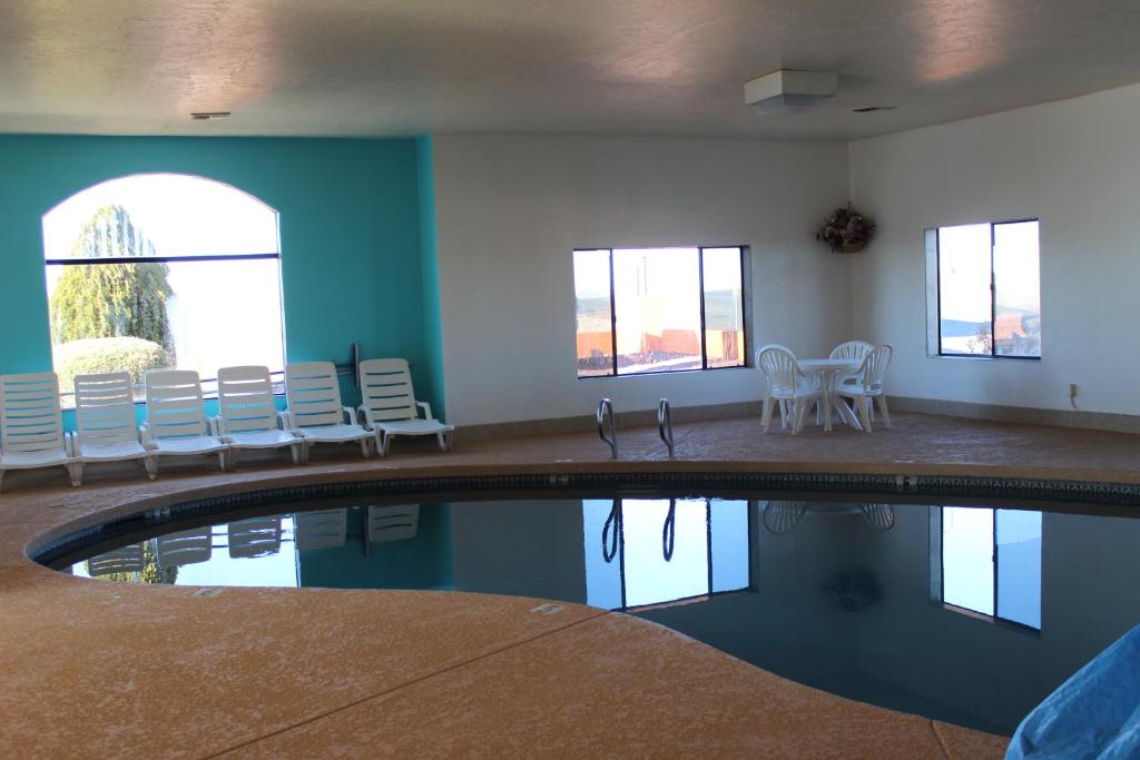 Howard Johnson by Wyndham Holbrook photo