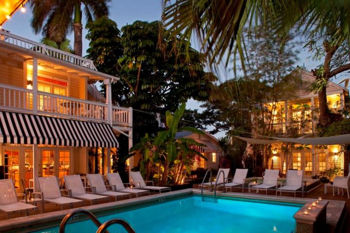 Alexander's Gay Lesbian Guesthouse (Adult Only 21+) — Hotel in Key West (FL)