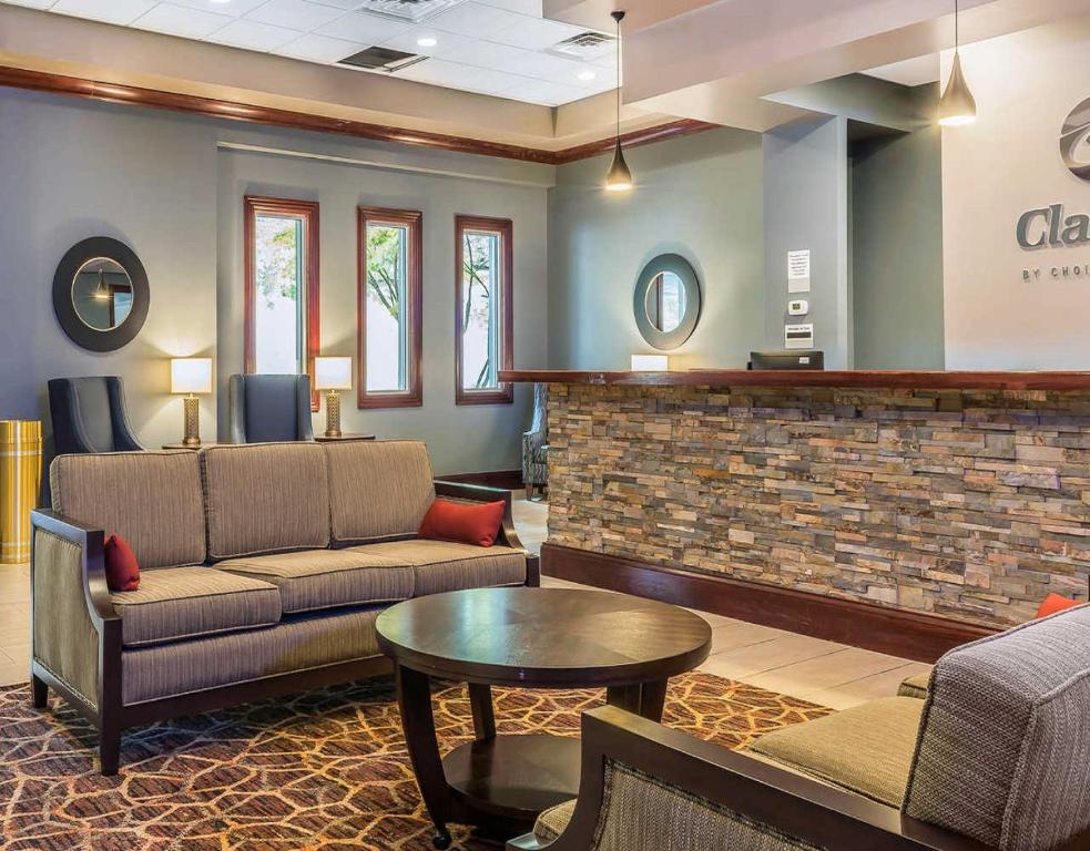 Clarion Inn Belle Vernon