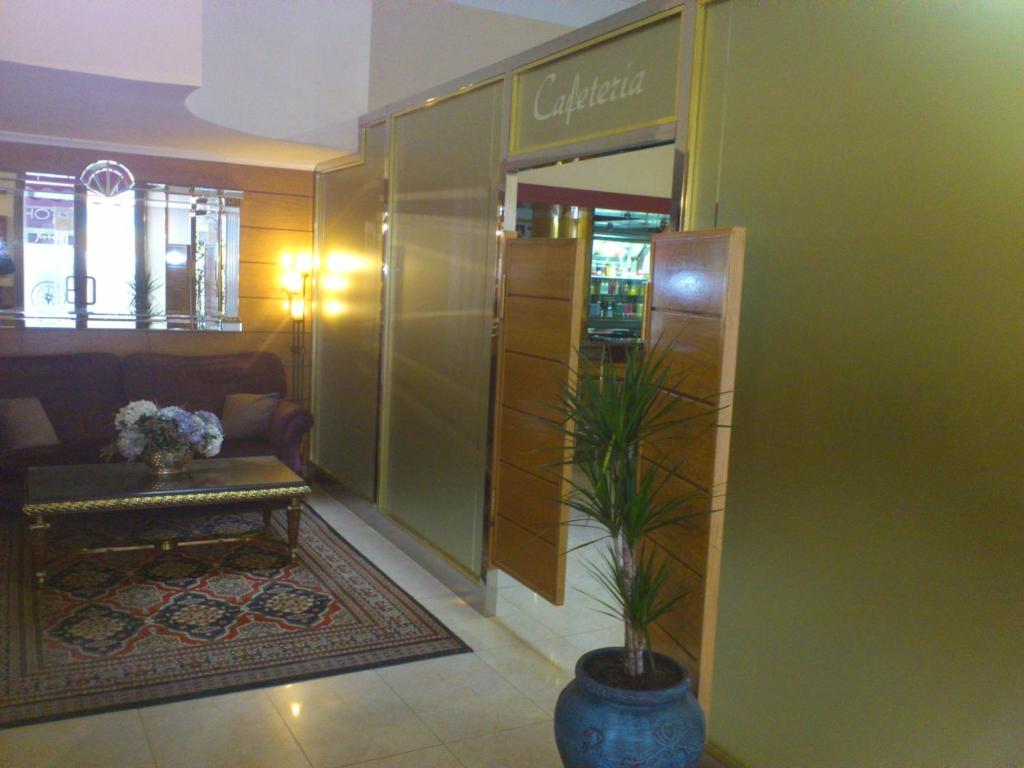 Hotel Cardinal photo