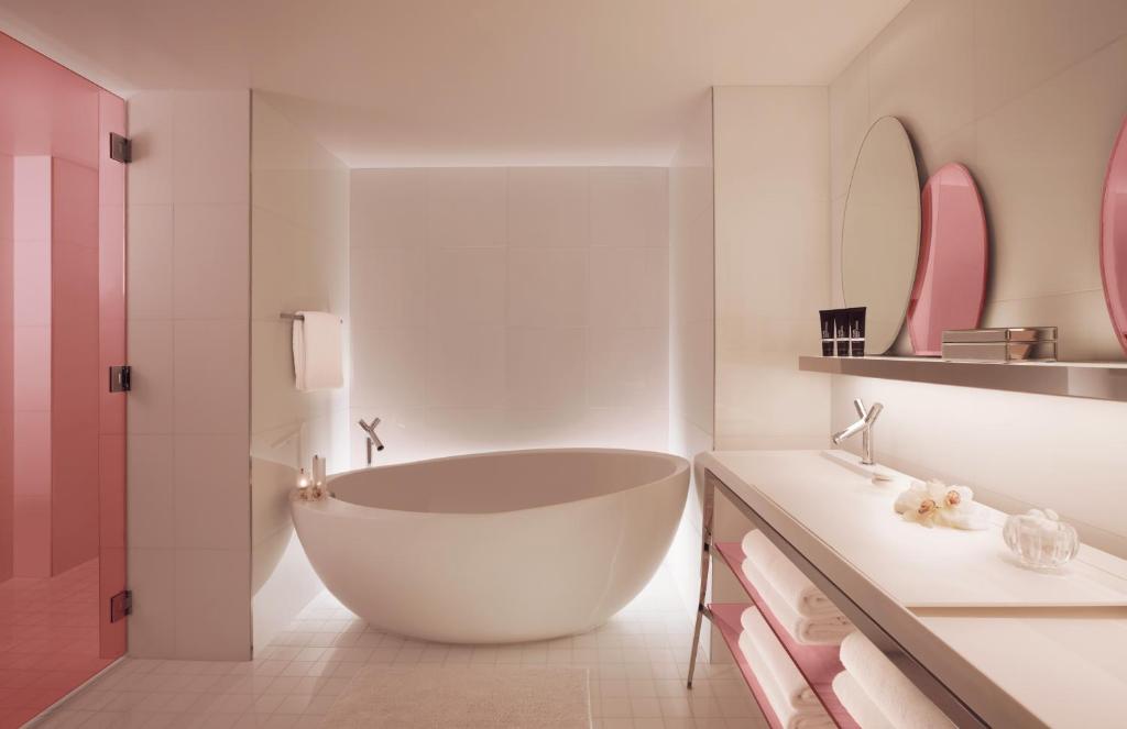 Sls Hotel South Beach Photo 6