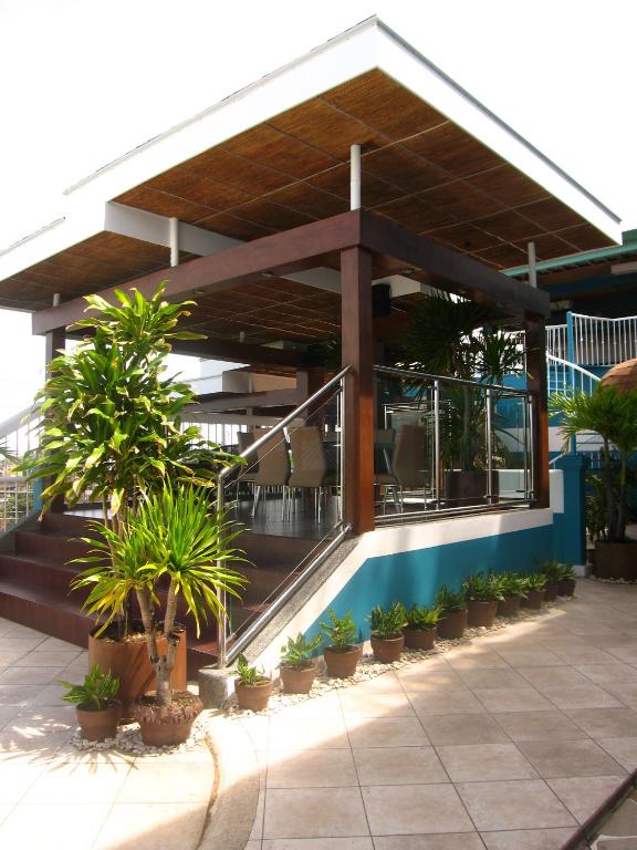 Exterior view, The Bellavista Hotel in Cebu