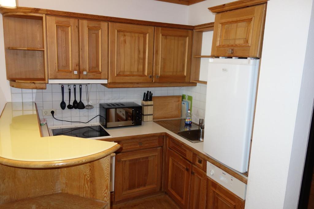 Alpina Holiday Living Apartments photo