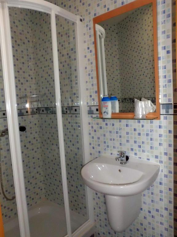 Hostal Abastos photo