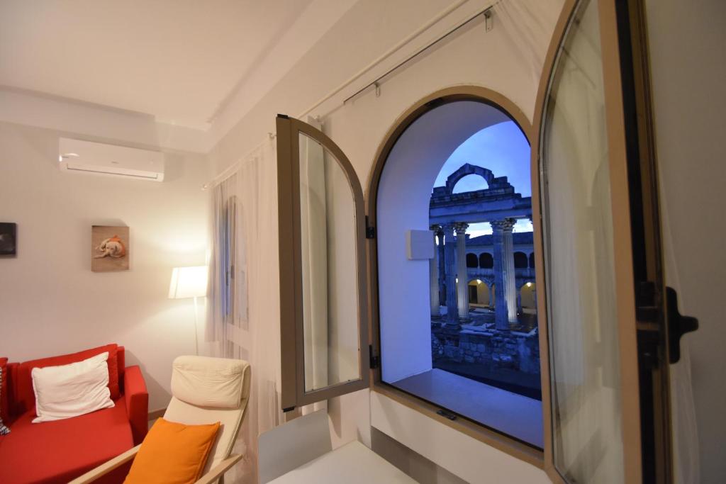 Apartamentos Templo DIana — Hotel in Merida